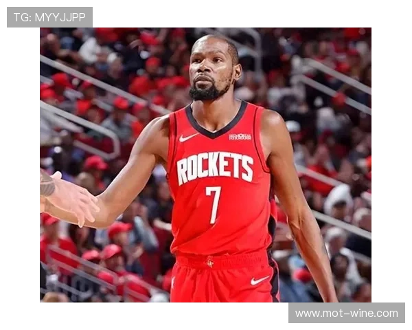 杜兰特轻松砍下24分8助攻创赛季新高展现全能表现